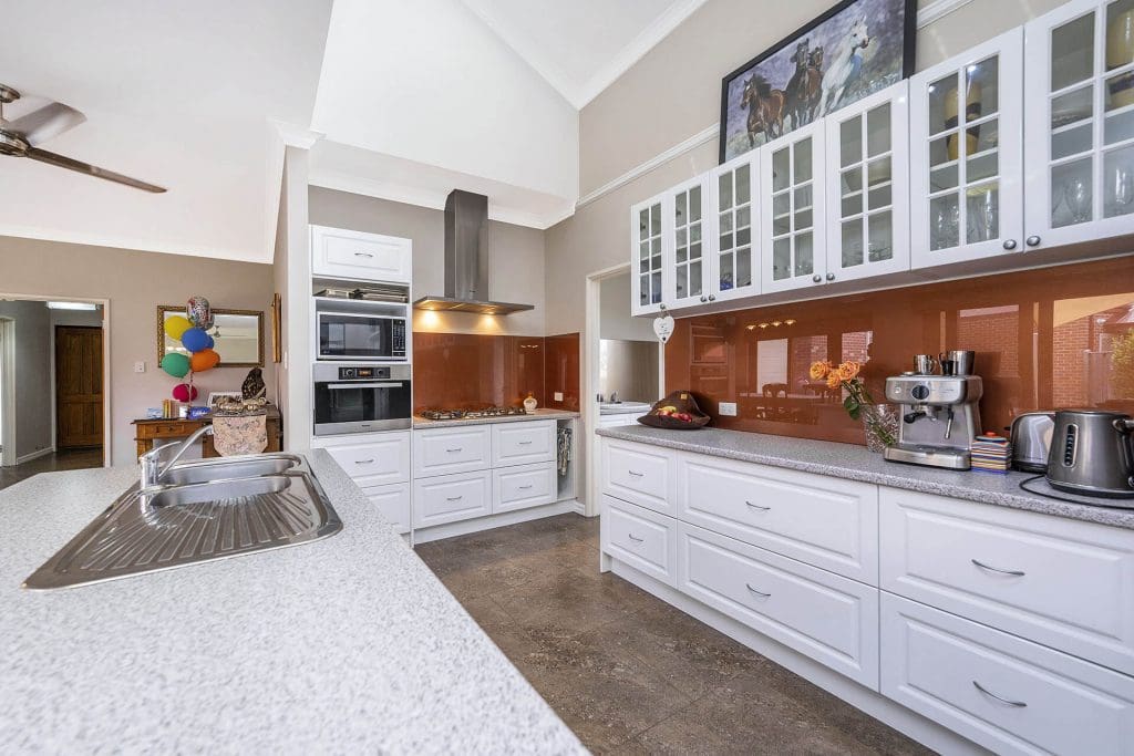 28 Earl Street Falcon kitchen