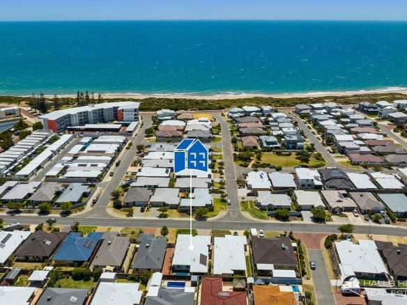 229 Peelwood Parade Halls Head Near Beach Setting