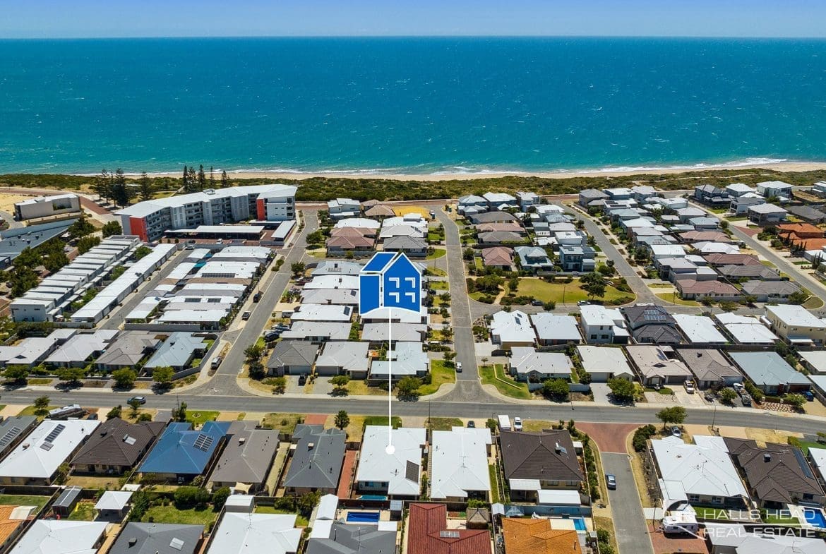 229 Peelwood Parade Halls Head Near Beach Home
