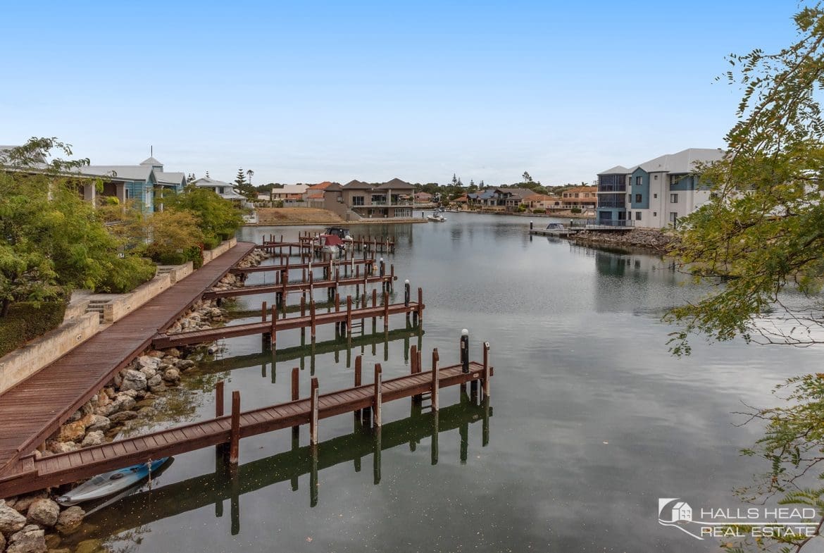 Halls Head Canal Property For Sale_Jetty