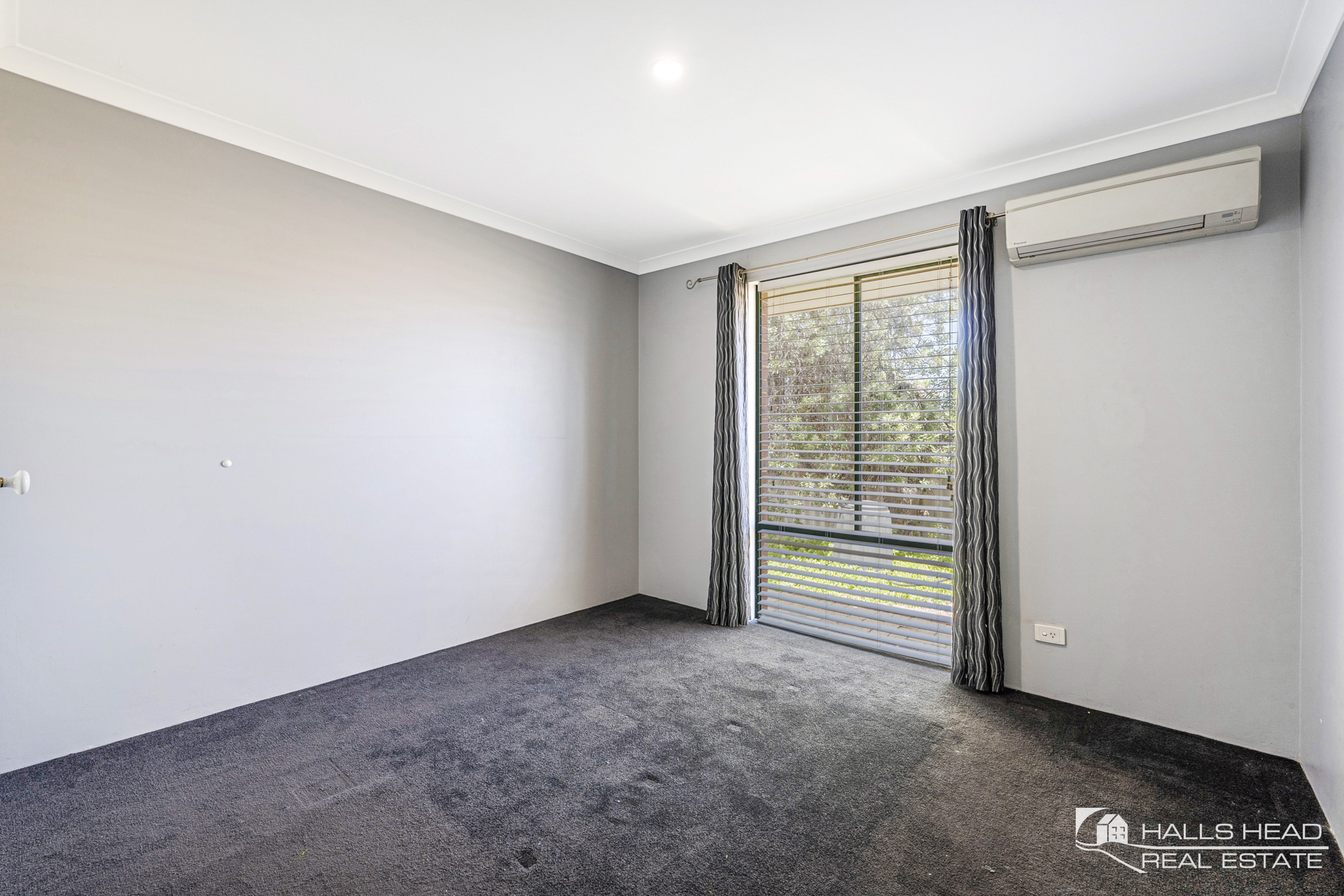 10 Bucentaur Place Halls Head 19